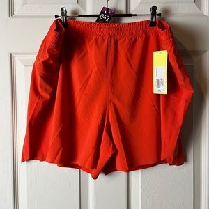 42. All in motion 2x shorts